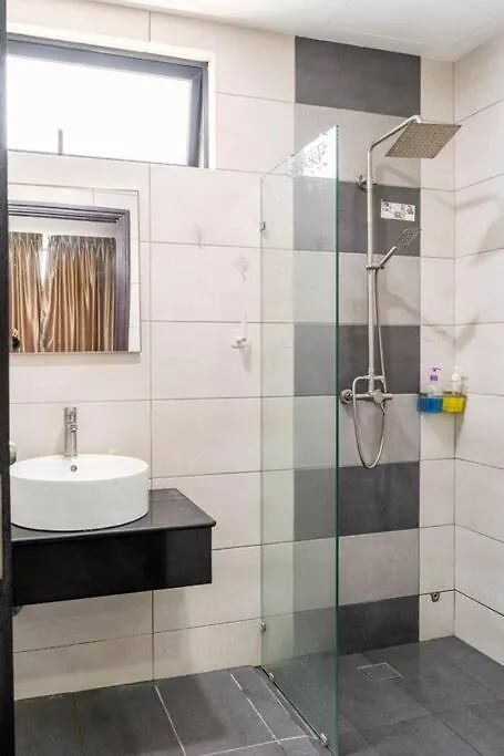 Molek Regency City View 6Pax Netflix Johor Bahru Apartment