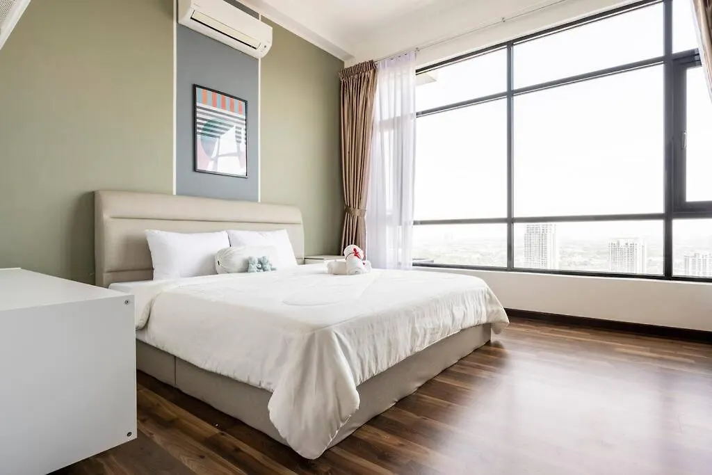 Apartment Molek Regency City View 6Pax Netflix Johor Bahru