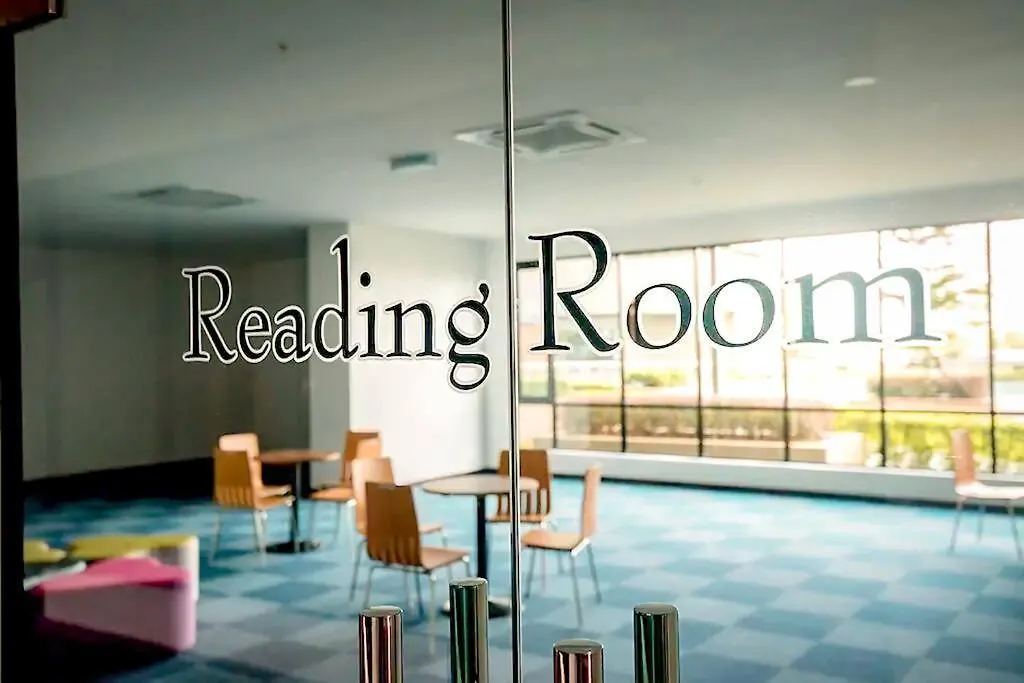 Molek Regency City View 6Pax Netflix Johor Bahru