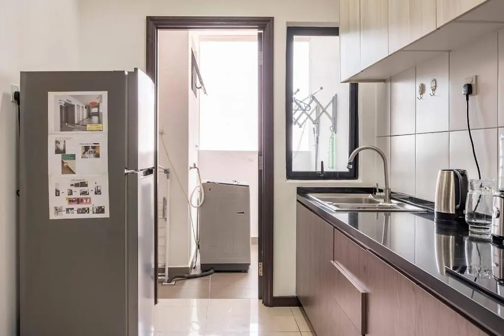 Molek Regency City View 6Pax Netflix Johor Bahru 0*,